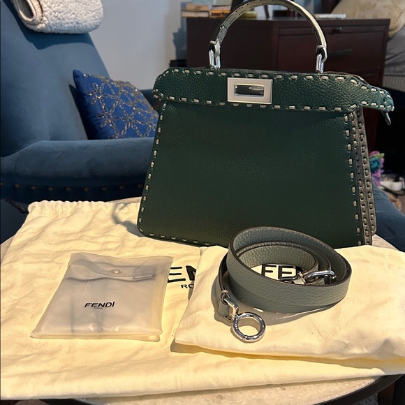 Brand new authentic Fendi Peekaboo ISeeU Sellaria size Small retail $6400 - Picture 5 of 9